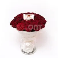 Букет № 444 с красными розами и конфетами Raffaello — фото 12