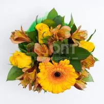 Цветочный стаканчик № 87 с желтыми розами и герберой — фото 21