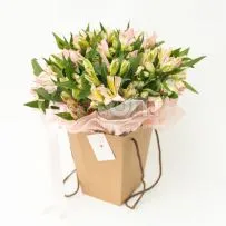 Композиция № 229 в крафтовой сумочке — фото 5