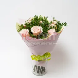 Букет № 300 из роз и зелени — фото 1