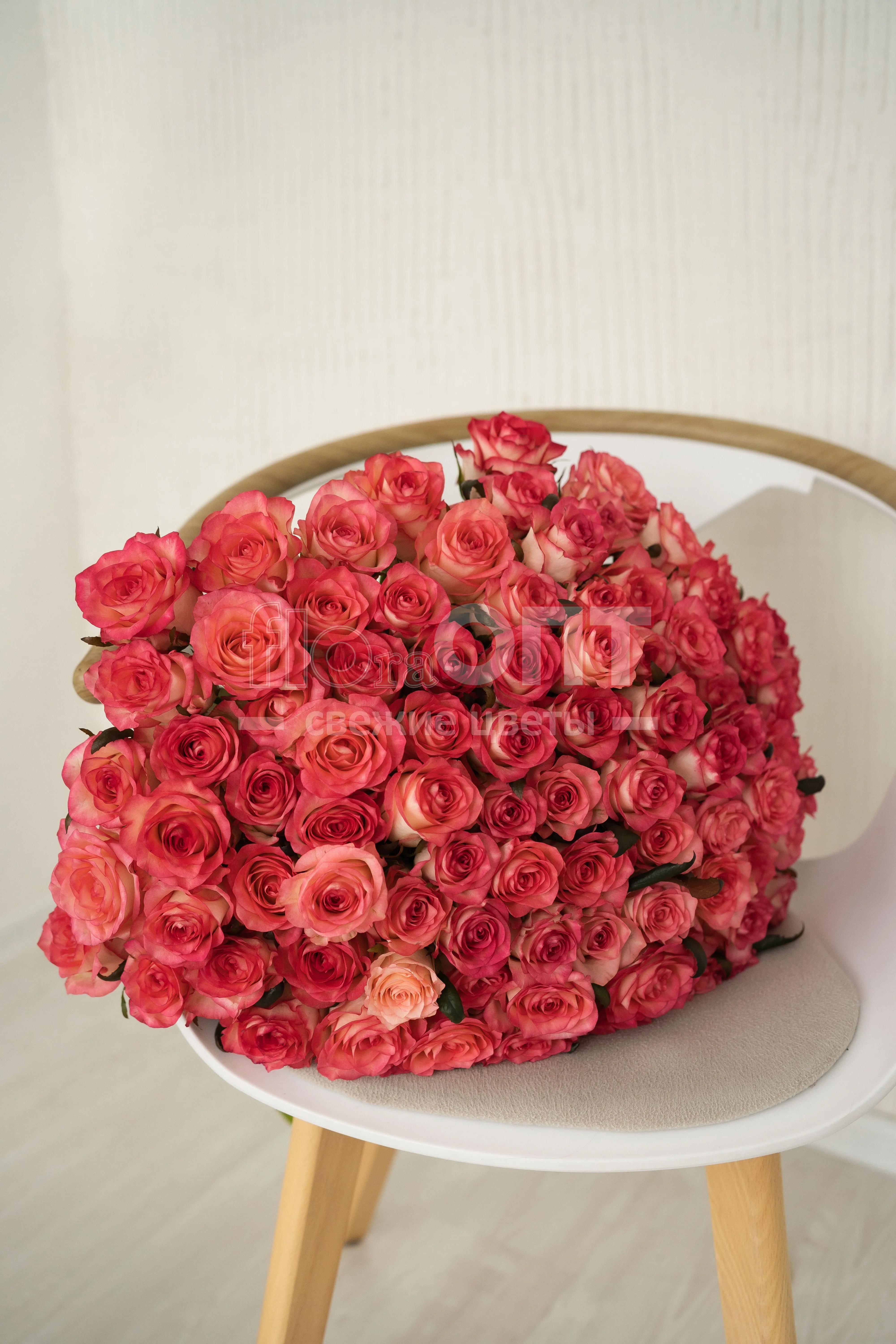 Букет № 455 из 101 розовой розы — фото 1