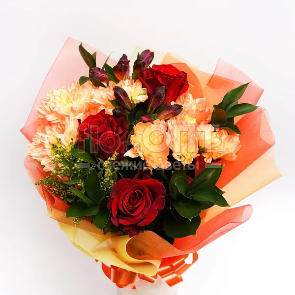 Букет № 395 с крашеной хризантемой и розами  — фото 2