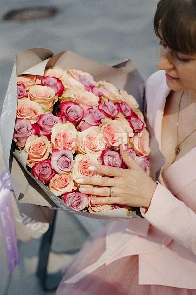 Букет №554 из 49 эквадорских роз — фото 1