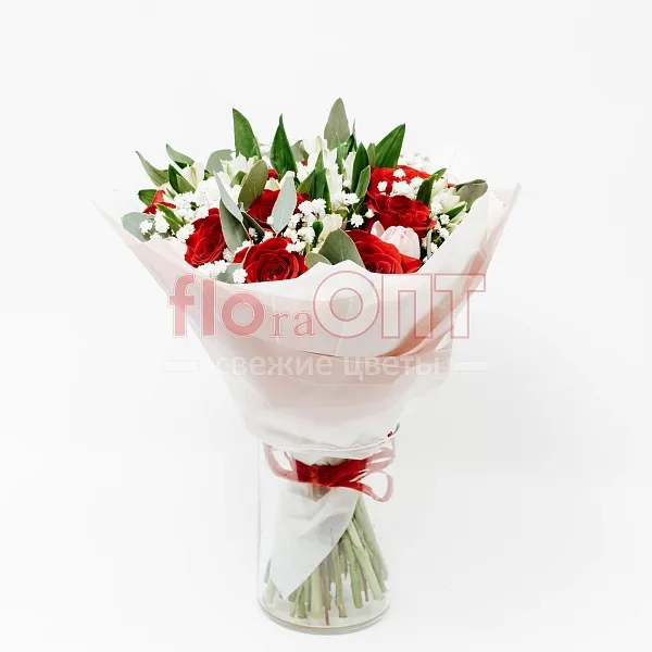 Букет № 294 с красными розами и тюльпанами  — фото 1