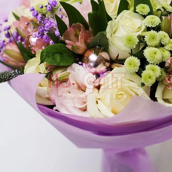 Букет № 429 сиреневый с белыми розами  — фото 3