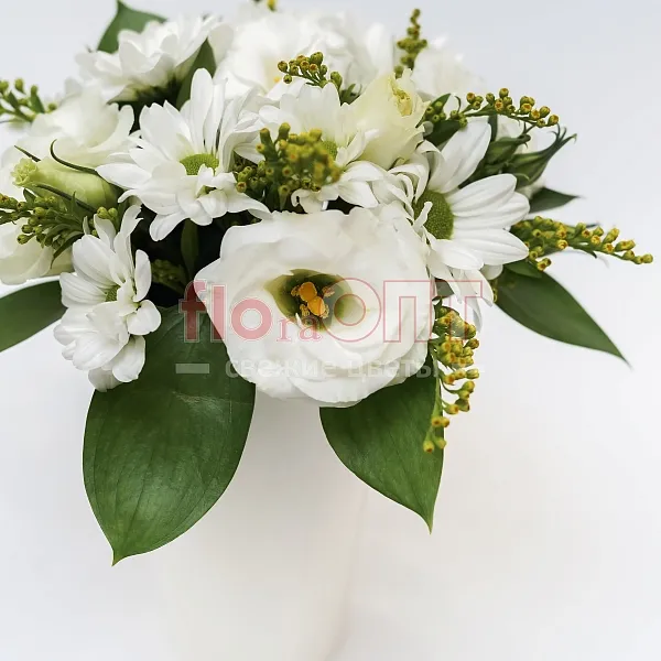 Цветочный стаканчик № 118 с белой эустомой  — фото 5