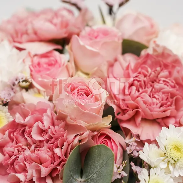 Коробка № 200 с розовой гвоздикой и хризантемой  — фото 4