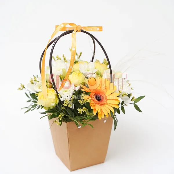 Коробка № 186 сборная с желтой герберой  — фото 1