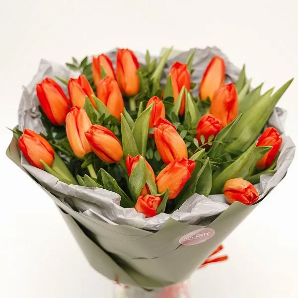 Букет № 563 из 19 тюльпанов — фото 1