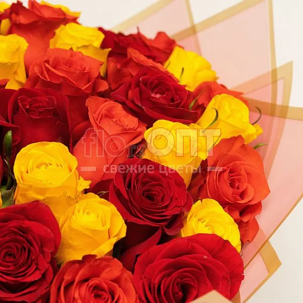 Букет №351 из 65 эквадорских роз — фото 4