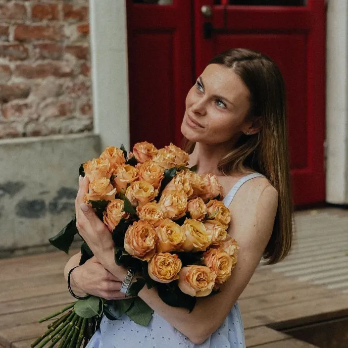 Роза Кахала 60 см — фото 4
