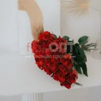 Роза Фридом 50 см — фото 9